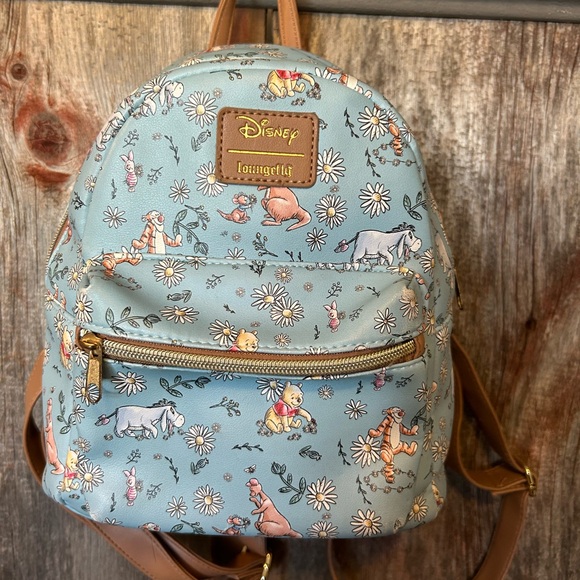 Loungefly Winnie the Pooh Backpack - Picture 1 of 10